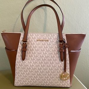 michael kors tote